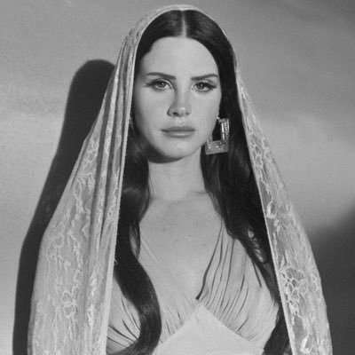 lanakarerina's profile picture. ♱❦