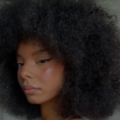• I make music and now videos for spiritual bitches 🧘🏽♀️💕• IG: @ Sugahsugahh | 📩sugahsugahhchannel@gmail.com