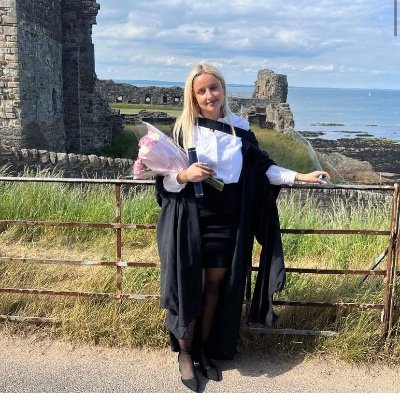 Uni of St Andrews grad 2020👩🎓
Uni of York PhD inorganic chemistry 2024 🧪
Senior Researcher @ Johnson Matthey