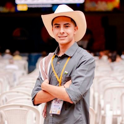 teobalao11's profile picture. Trovador y periodista