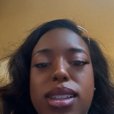 treibae_'s profile picture. 25 | ig: @treibae ⚜️