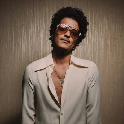 Bruno Mars(fanpage) 
🚬smokin out the window🚬
#777 #Blastoff #leavethedooropen 
I've been a bruno mars fan since 2018