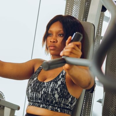 Nutritionist👩‍🎓
Helping you slay your fat loss and fitness goals, sculpt your body, and live a confident, fit lifestyle!

IG
https://t.co/R1XnPJ0K8M