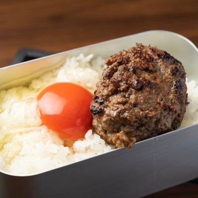 肉のプロが研究に研究を重ねる研究所👨‍🍳🍖 3年もの歳月をかけ外専用ハンバーグを開発🏕 