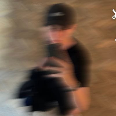 Bradmilr17's profile picture. 