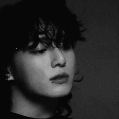 Alexalll19's profile picture. 