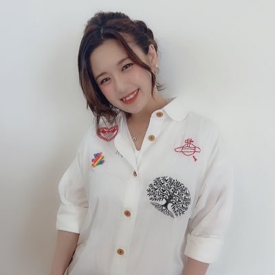 日本プロ麻雀協会23期前期/シンデレラファイトシーズン4優勝/大阪出身/役者/音楽などもしていて歌う時は《芽依》です。DMはお仕事依頼のみです。大塚でカラオケBARやってます(@MaysBar0202)🐰🌙