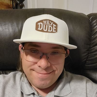 My name is David 36 years old founder and CEO of faceblog Team