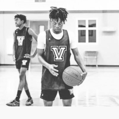 5’10| 145lbs | PG/SG | C/O 2025 | WestPort High School |3.3 gpa |Im a great floor general, I can tribute to the team other than scoring thetourejames@gmail.com