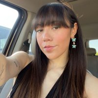 Moni (@_monicav1) 's Twitter Profile
