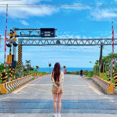 lonelyheartscon's profile picture. 知識は重さを与え、成果は栄光を与え、多くの人は栄光を見ただけでそれを測ることはできなかった。