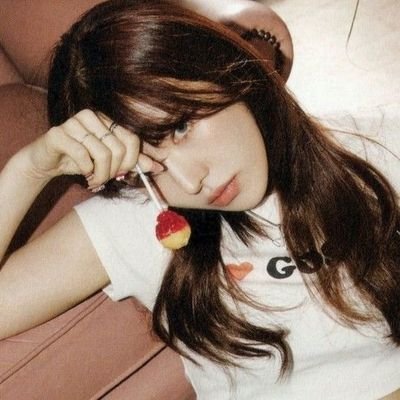 𝐏𝐀𝐑𝐎𝐃𝐘  ㅡ 𝗣𝗔𝗥𝗧 𝗢𝗙 @RebelleDames a main vocalist, soloist, radio DJ of WENDY's Youngstreet and all rounder idol.