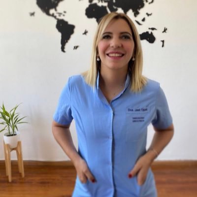 Cristiana- Médica Ginecóloga Obstetra Defensora de la vida 💙 Conferencista Internacional Directora Bioetica Aciera