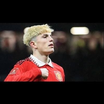 Man United ❤️|| Turn notis on 🔔 || Forever Red 🩸||
🔰🔰🔰 Road to 2k followers 💨