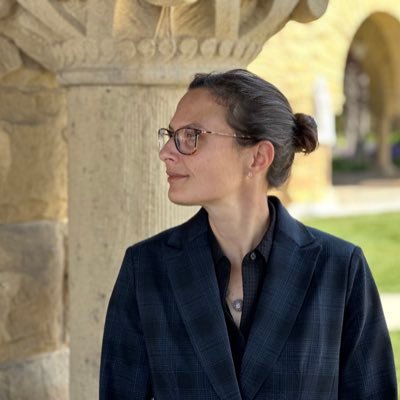 Historian of Islamic art @Stanford. Editor @IJIA_Journal. Architectural history. Textiles. Historiography. Avid reader of novels; mother of one small dragon.