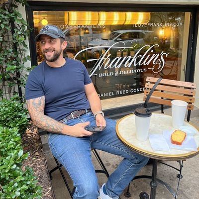 JulStones's profile picture. 