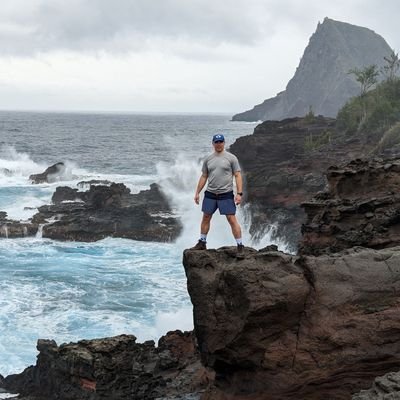 Husband. Father. Teacher. Coach. BYU fan. Colorado Sports fan. Love the outdoors almost as much as I love sports. Christian.
Snapchat: brentsheff
IG: 2r5nt