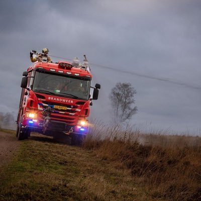 Officiele Twitteraccount van de Vrijwillige Brandweer Elburg, onderdeel van de Veiligheidsregio Noord- en Oost Gelderland.