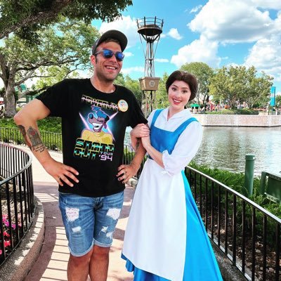 Jonni5isAlive's profile picture. Hairdresser #mayvarmy