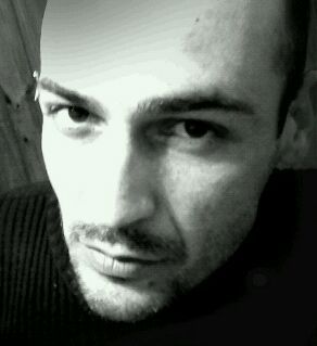 DiegoNovril's profile picture. Escritor, músico, artista plástico