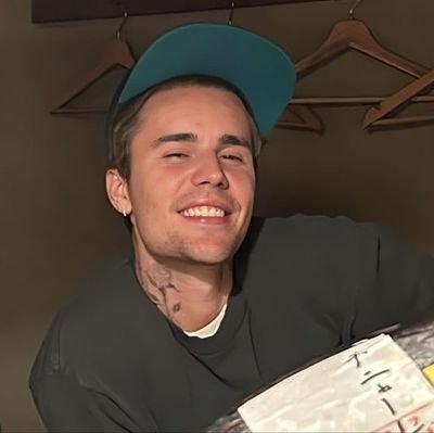 mooniebiebs94 Profile Picture