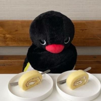 valmpiro's profile picture. tendencias utópicaaas