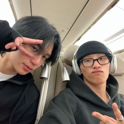 __wrld's profile picture. ෴ mult ෴