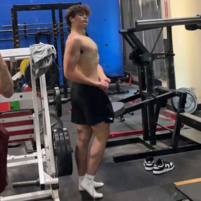 Twitch:DreGD_| Twitch Affiliate | Account Grinder | @HoodieJahh | GrubbTheGoat