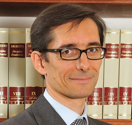 vittoriopoli's profile picture. avvocato penalista, 