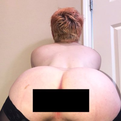 Daddy’s babygirl, submissive and Breedable with a fat pussy 😛🍑💦 | 22 | Bossy bottom | Sharing my sexuality unapologetically | DMS open daddies 😈 🔞‼️