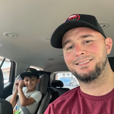 Randy Arozarena El jefe⚾️ Cardinals ⚾️ Cowboys 🏈 The U 🏈⚾️ Heat 🏀 Panthers 🏒 My wife and son