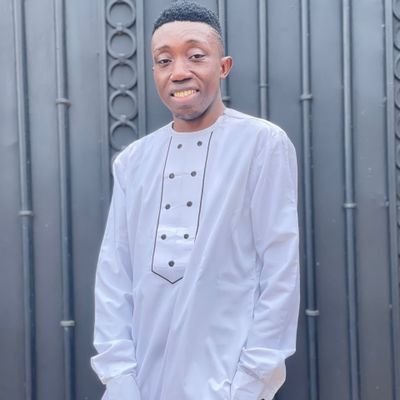 Am a cool gentle guy and shy
Am very friendly and funny