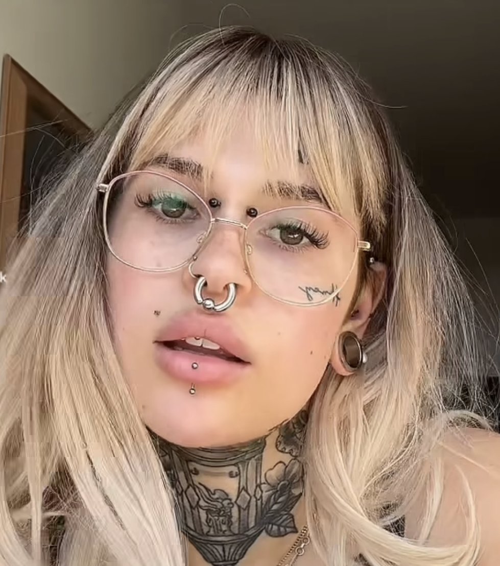 MitzieMason19's profile picture. Hi Guys. I am Honey M00n. The link you’re looking for is ⬇️
Main account @SpencerFallonK
#nsfstwt #onlyfans