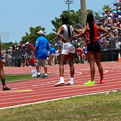 Handley High School 🐅🐾| Class Of 2024 ❤️| Track & Field🫶🏼| 1 &200⏱-12.93 , 26.64 | Senior Year 💪🏽| Volleyball 🏐 |