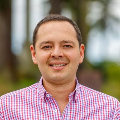 • Alcalde de Manizales 2020-2023 @CiudadManizales • Politólogo • Magister en Ciudades Verdes • Defensor Reserva de Río Blanco