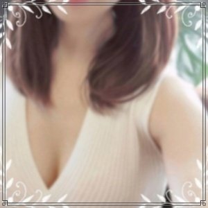 ChifuyuLu78393's profile picture. ウラ垢始めましたꕥ𓂃◌𓈒𓐍あそこを撫でまわすの熱くなりすぎて朝晩あそこを撫でまわしてます🌷𓂃 𓈒 𓏸

わたしみたいにひとりH熱くなりすぎて年中一人で慰めてる人を応援してる🌈 
凄いえ ちとかで あ いとかしたい人୨♥୧҉ฺ
ここDLしてみてね→ https://t.co/GhMgHmg27K