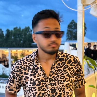abbishekoffl's profile picture. Keepin' dream alive since 2001.
