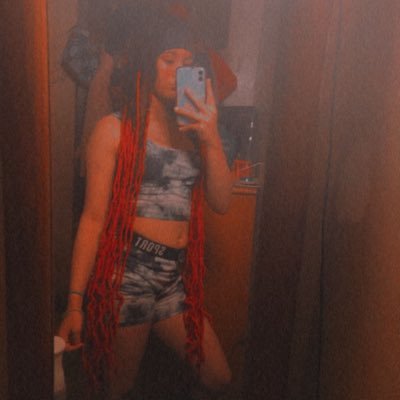 TheyLuvvLenaa's profile picture. 256📍Virgo♍️ Don’t Hit My line 📵🚫homebody🧘🏽‍♀️🪬where i vent you might’ve seen me but you don’t know me 🗣💯