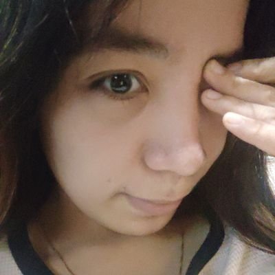 steadyjac's profile picture. 🌻 |🐱|31| Astrophile |                                                 
this is me trying | Tree Hugger | Grateful♡