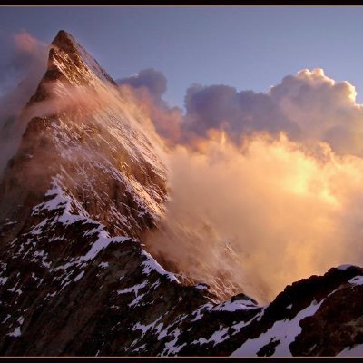 Physics-Birkbeck/David Bohm-1980s, consciousness anomalies, UFO/UAP trends, mountain runs, beauty, prejudice. Public