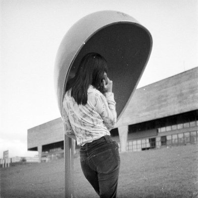 sandsanto95's profile picture. 1950s vibes, fashion, beauty. 
Crypto (nft) investor.
Raffle, lottery fan.
Image Consultant (IRL)