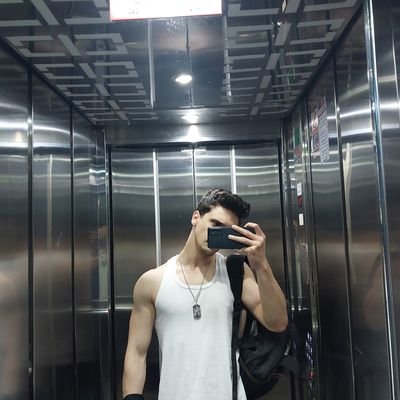 SemihEkmen1037's profile picture. IOS Developer