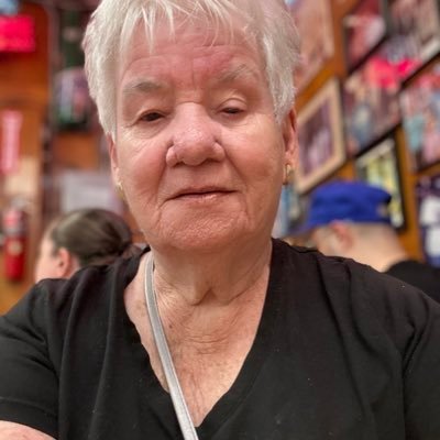 Retired: Worked 40+ years as a International Business Consultant. Montessori  administrator for 9+ years. Age 82 profile pic taken at the Katz Deli NYC 🦋