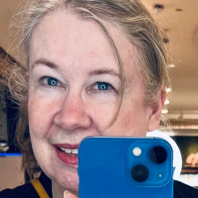 Cartoonist, 3 book author.
Libertarian, #newyorkercartoonist, naturalist, birds, runner, reader, fixer.
Author of Calif Senate bill.
LA Press Club, LAT illus