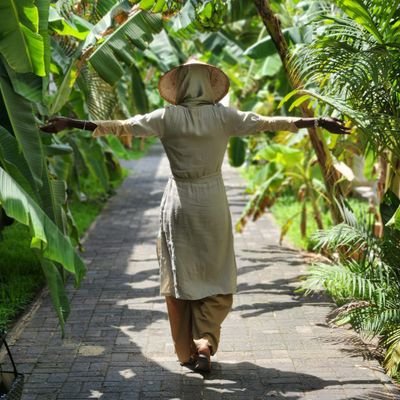 MinielleT's profile picture. Muslima 📿🕋 • Proud Mummy 🖍️🧮• Nature advocate🐞🪴 • Art and Culture enthusiast 🫖🌟📸 •  loves to travel 🧭🧳(not by plane) • shares her perspectives on 🗺️