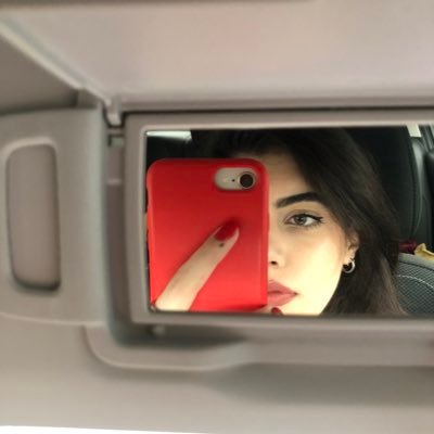 rozygt's profile picture. Jr. iOS Developer