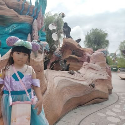 ru_na_mu_n's profile picture. 月宮 瑠那（つきみや るーな）です🌸元V系専用垢。現在 コスプレ垢。アップ写真は基本娘(あい)と従姉のコス写真です。
皆さんよろしくお願い致します！✨