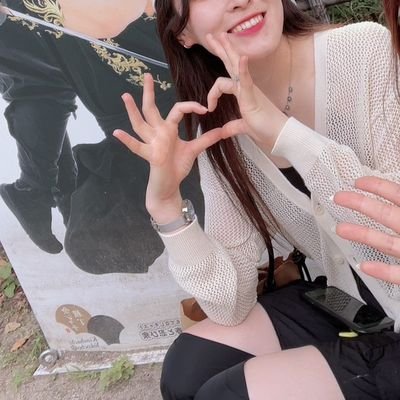 社会人2年目( Ꙭ)多ジャンルに手出しします→オモコロ.りぶ.性別超越した美しい人が凄い好きです。
@melo_dem8 でんぱ組垢