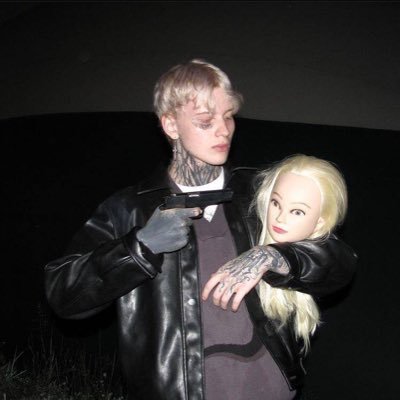 Fjk9811's profile picture. 