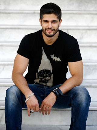 hodaifa10's profile picture. 